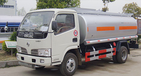 东风福瑞卡加油车