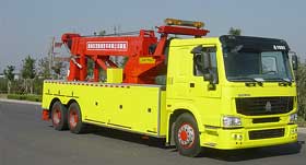 斯太尔后双桥清障车